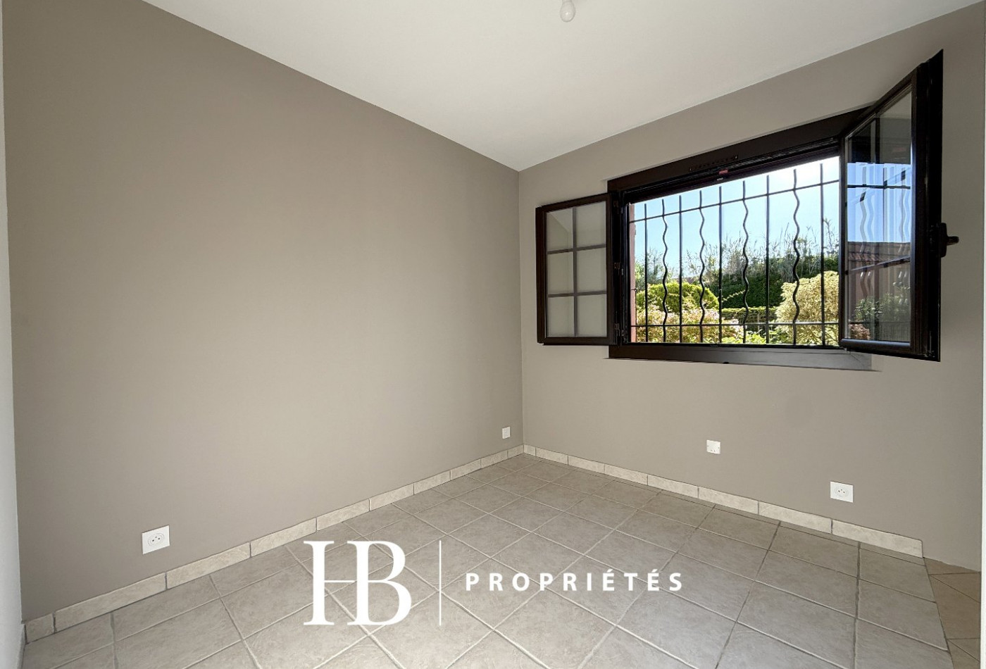 vente Appartement en rez de jardin Six Fours Les Plages - Photo 6
