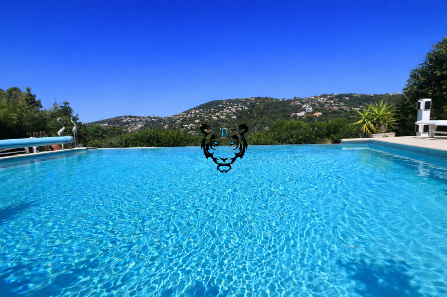 vente Maison Les Issambres - Photo 1