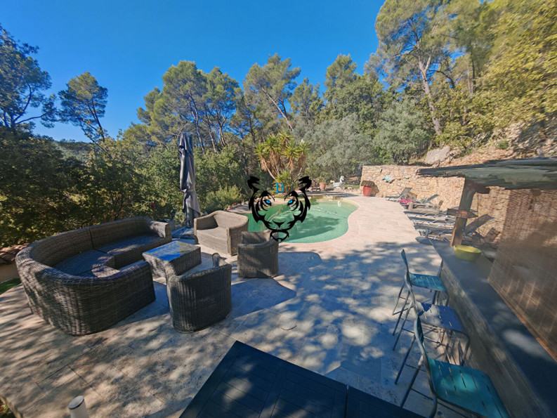 vente Maison Figanieres - Photo 1