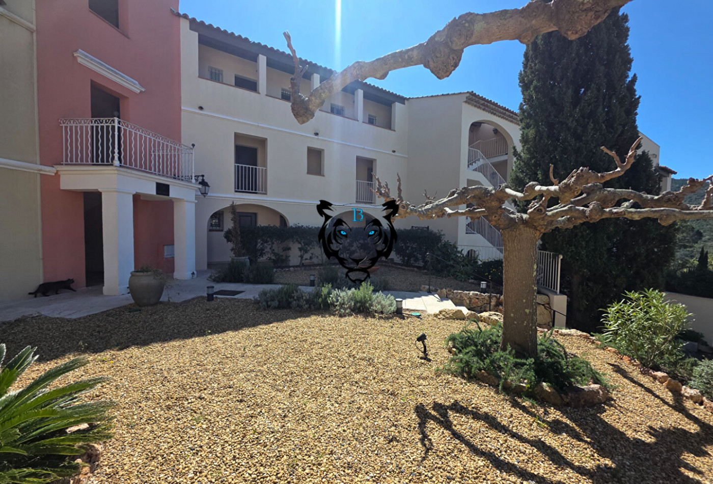 vente Appartement Roquebrune Sur Argens - Photo 1