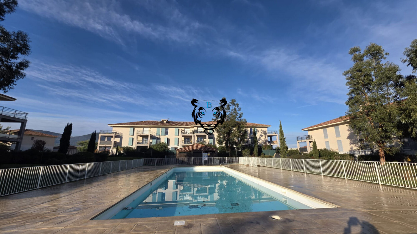 vente Appartement Roquebrune Sur Argens - Photo 8