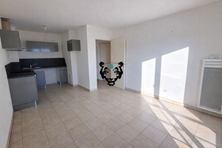 vente Appartement Roquebrune Sur Argens - Photo 2