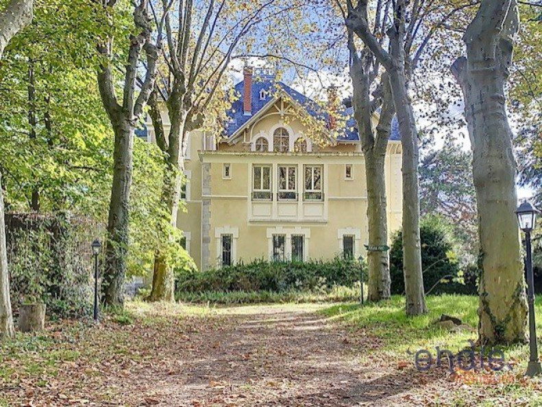 vente Château Saint Julien Molin Molette - Photo 1