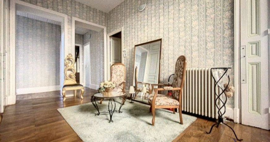 vente Château Saint Julien Molin Molette