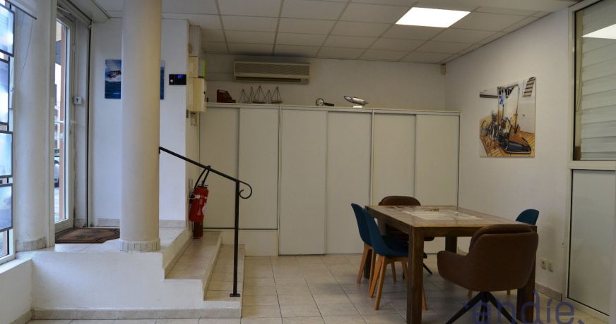vente Local commercial Cavalaire Sur Mer