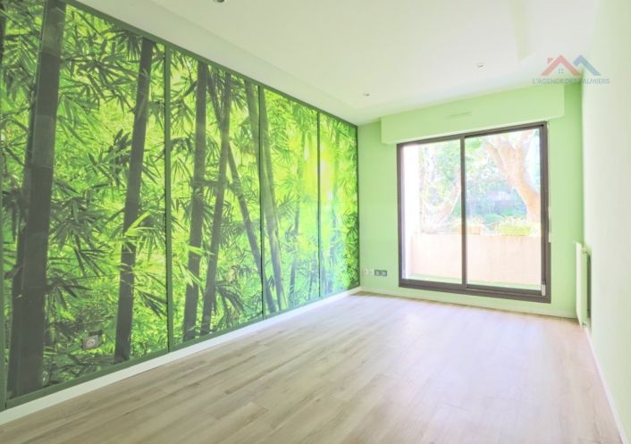 à vendre Appartement Hyeres