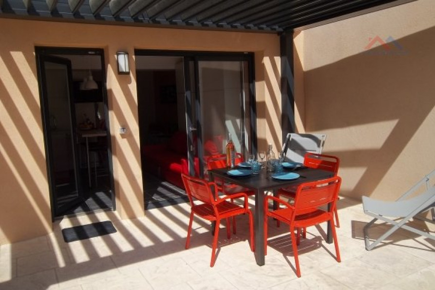 vente Appartement Hyeres - Photo 2