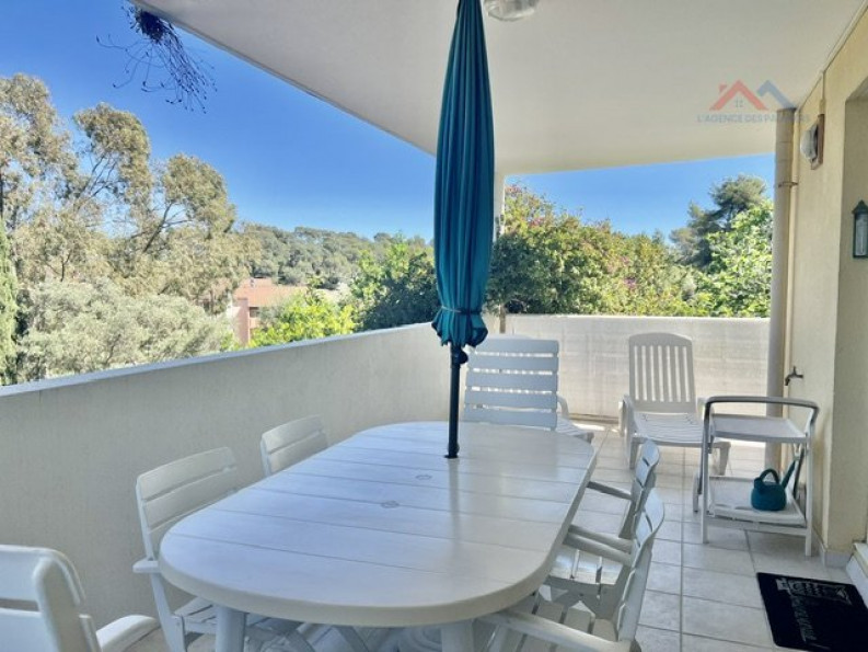 vente Appartement Hyeres - Photo 1