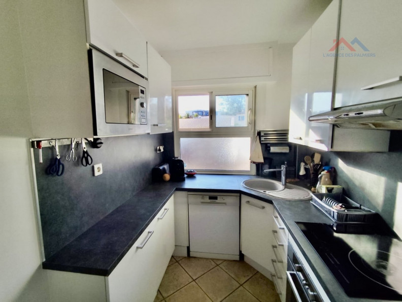 vente Appartement Hyeres - Photo 3