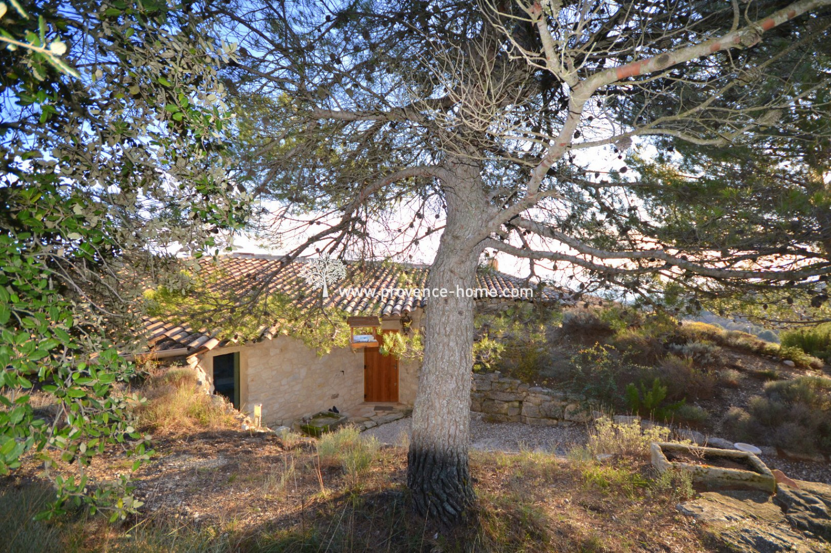 sale Maison en pierre Murs - Photo 2