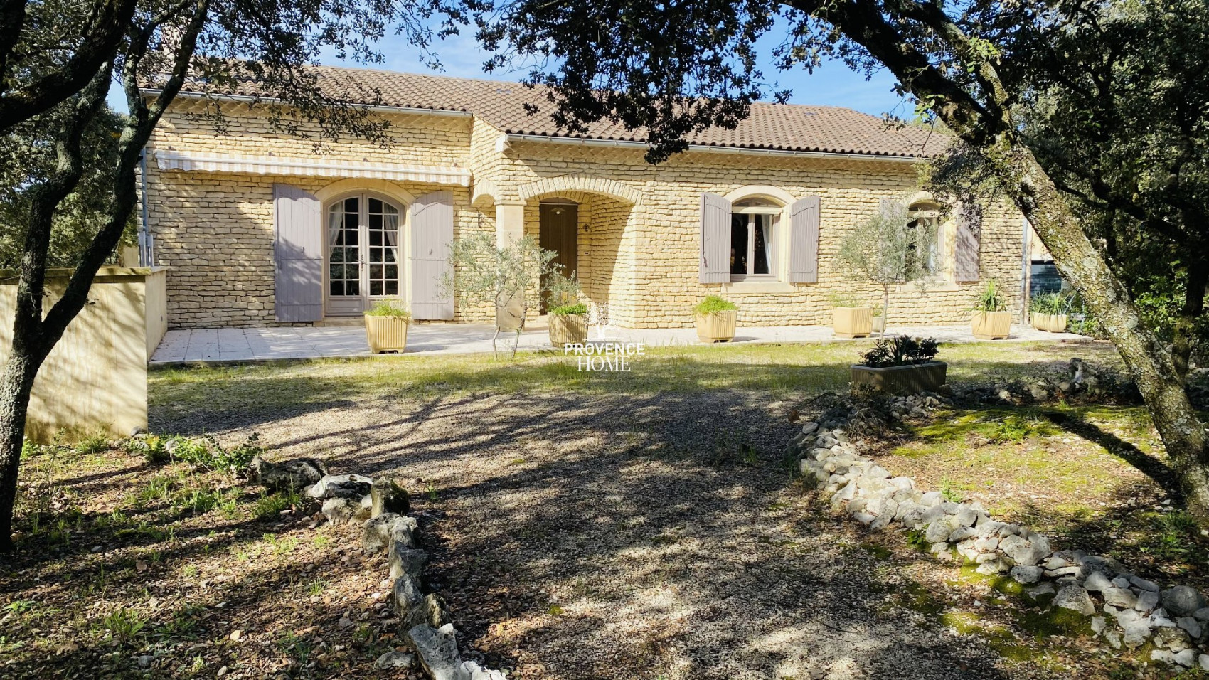 sale Maison en pierre Maubec - Photo 1