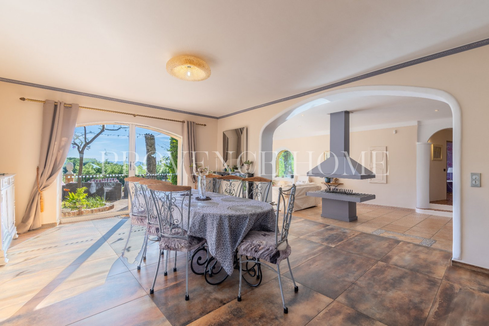 sale Maison de caractère Robion - Photo 6