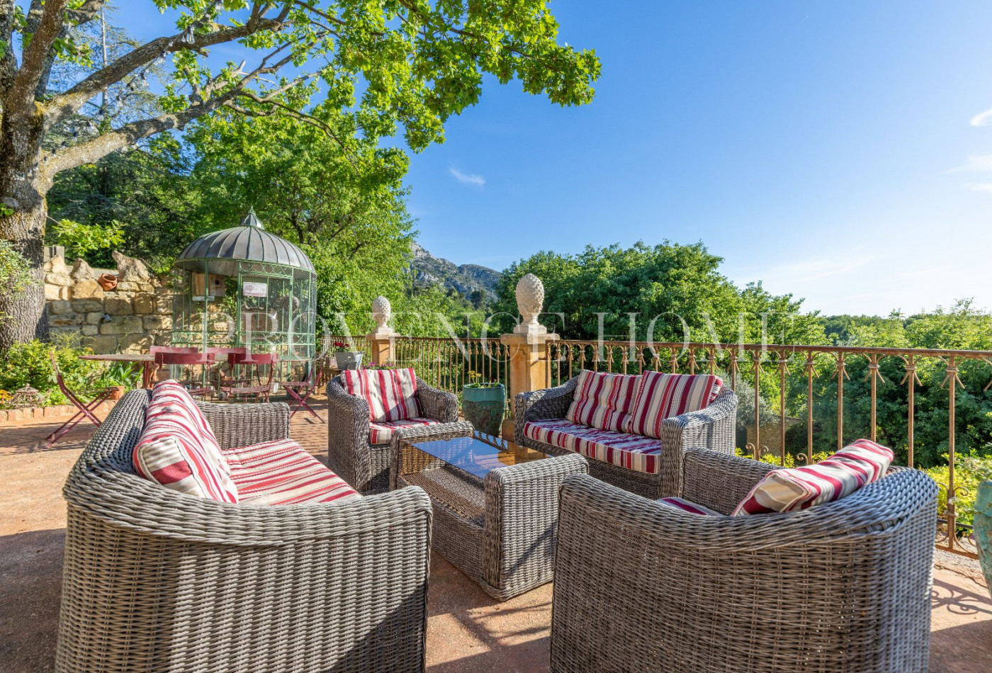 vente Maison de caractère Robion - Photo 4