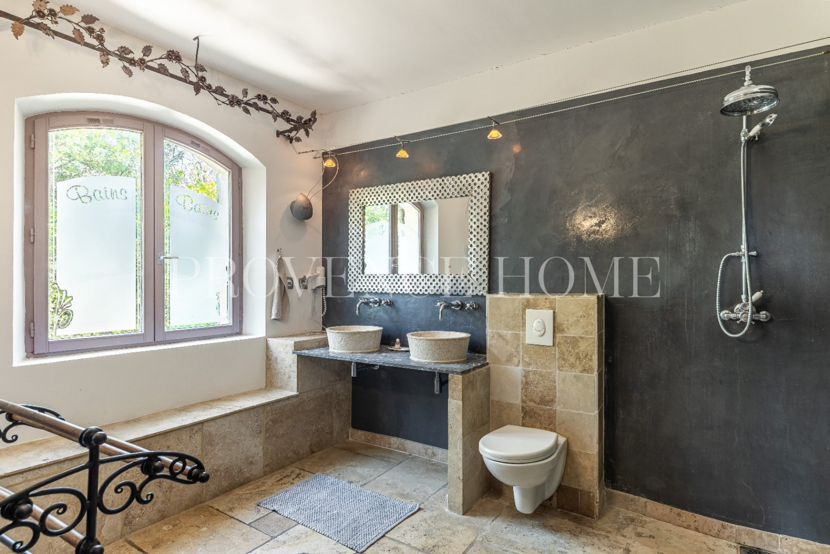 sale Maison de caractère Robion - Photo 15