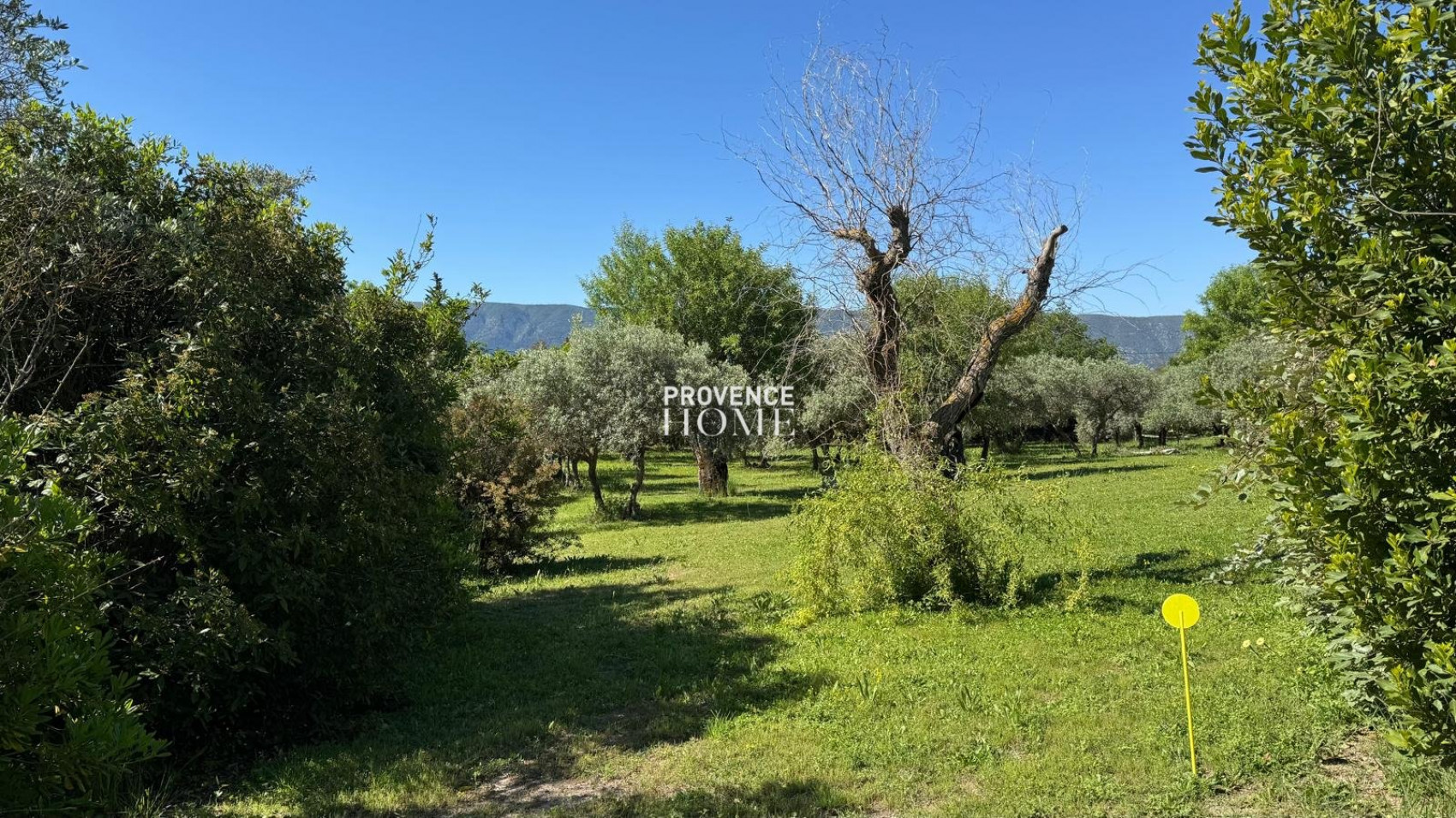 vente Terrain constructible Gordes - Photo 1