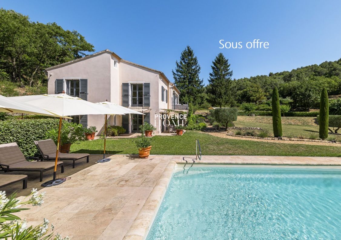 sale Propriété Menerbes