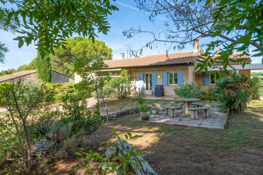 vente Villa Maubec - Photo 1