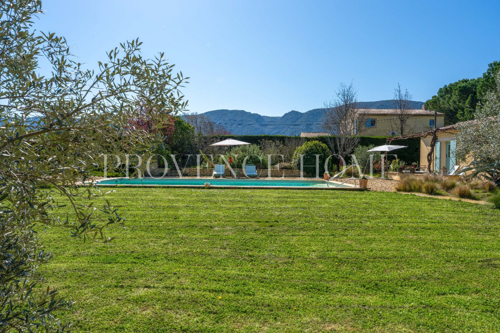 sale Propriété Maubec - Photo 2