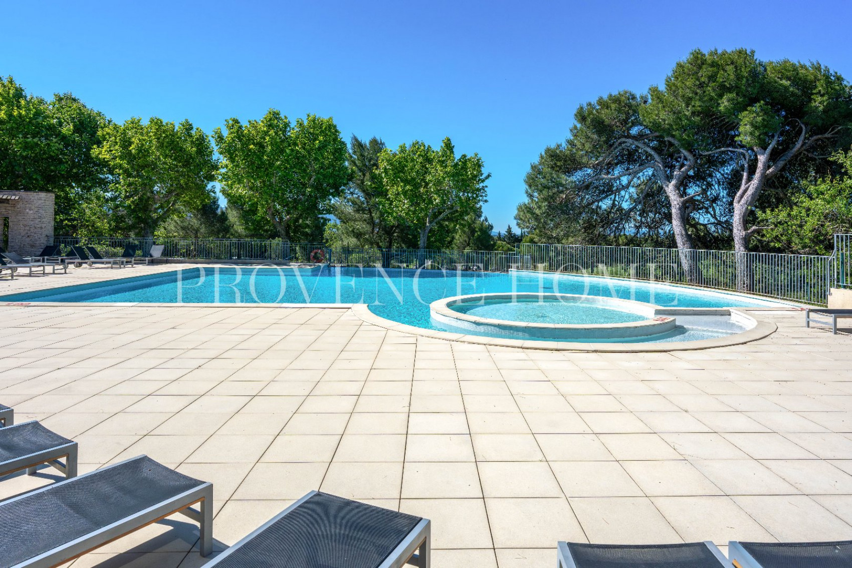sale Appartement Saumane De Vaucluse - Photo 4