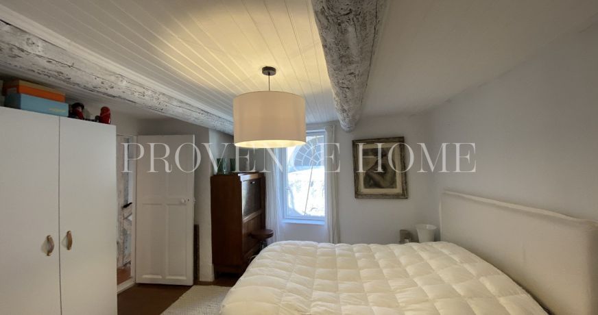 vente Maison de village Lagnes
