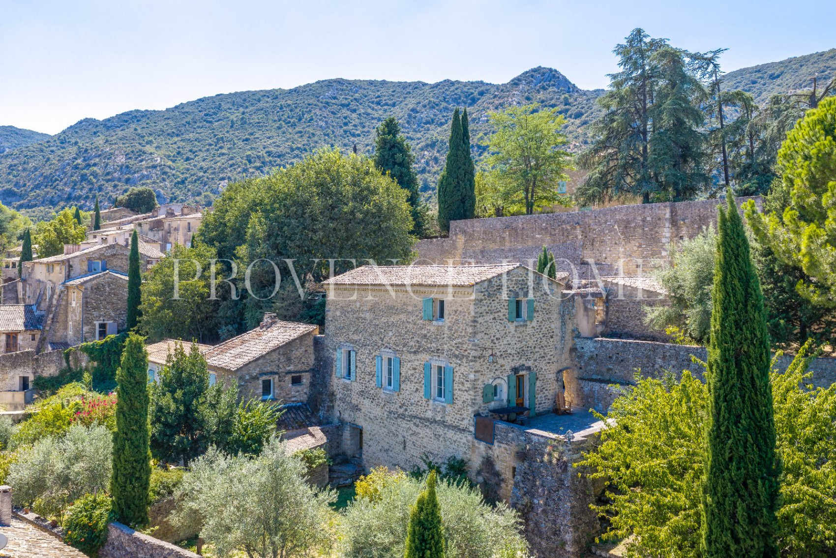 sale Maison de village Maubec - Photo 1