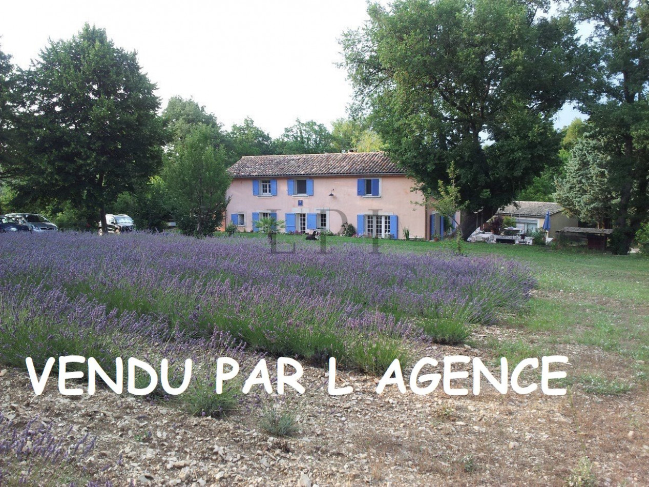 sale Propriété Apt - Photo 1