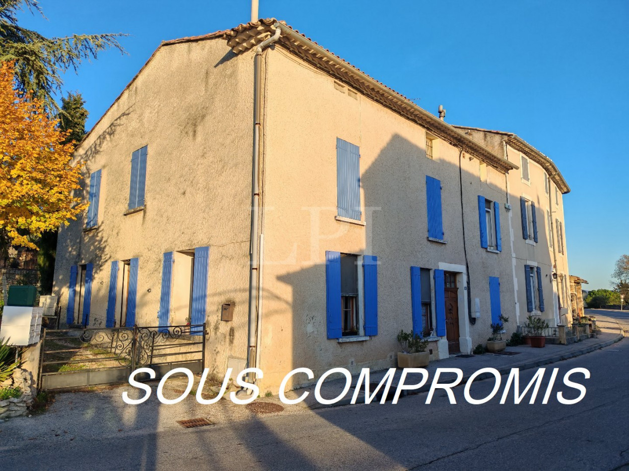 sale Appartement ancien Saint Saturnin Les Apt - Photo 1