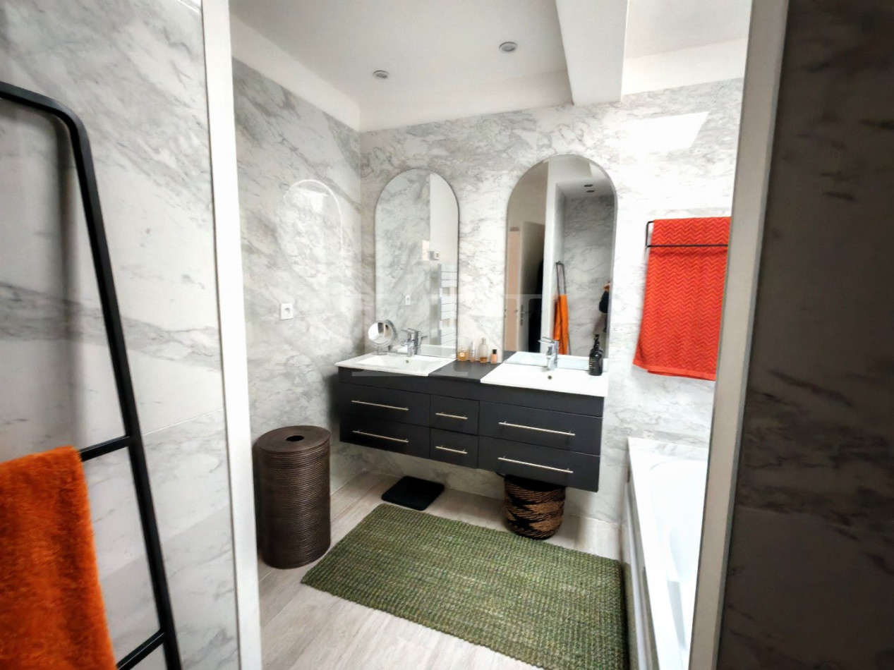 vente Villa Roussillon - Photo 11