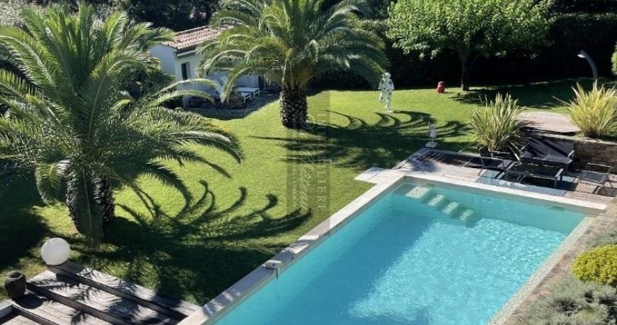 en location saisonnière Maison Saint Tropez