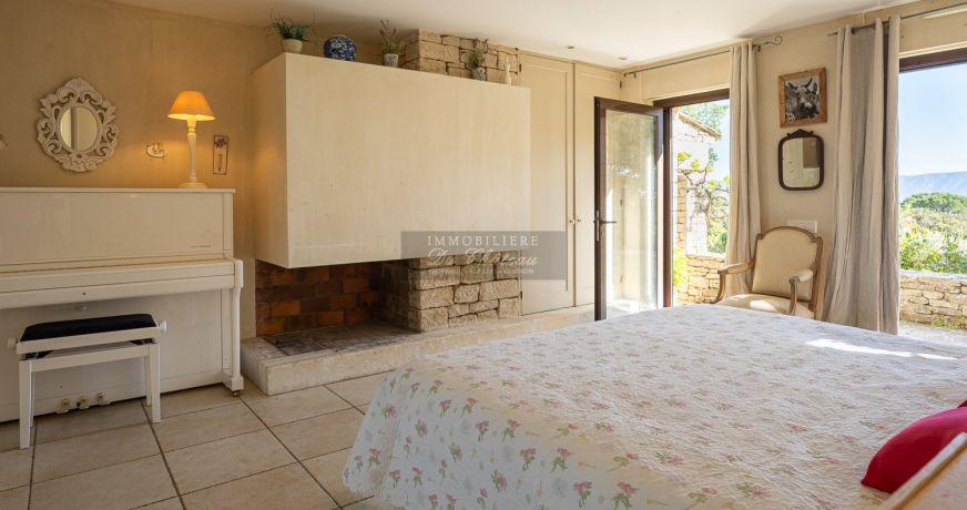 en location saisonnière Maison Gordes