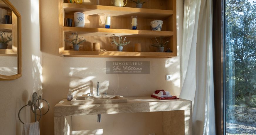 en location saisonnière Maison Gordes