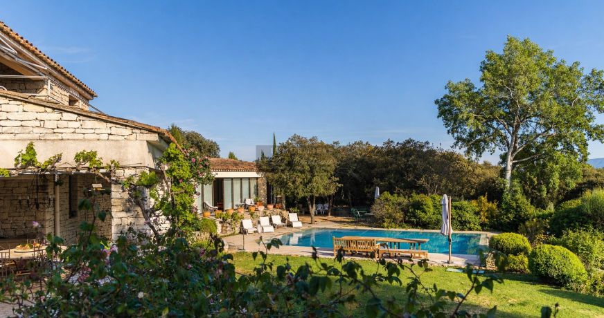 en location saisonnière Maison Gordes