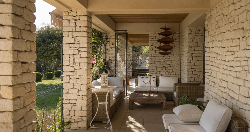 en location saisonnière Maison Gordes