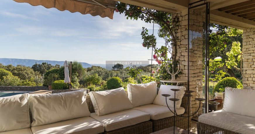 en location saisonnière Maison Gordes