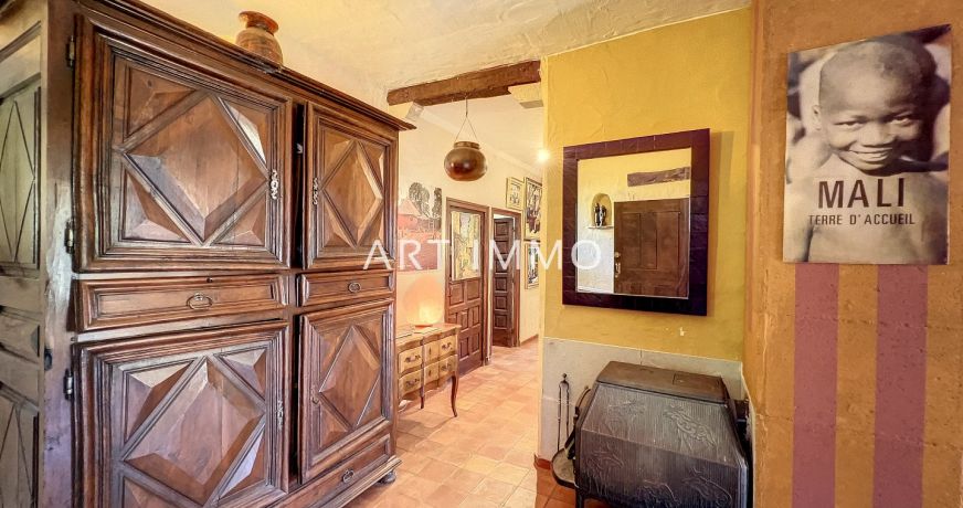 vente Propriété Murs