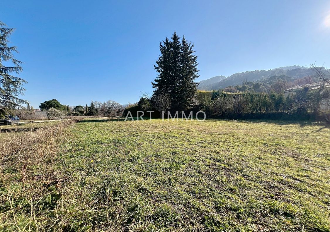 vente Terrain Robion