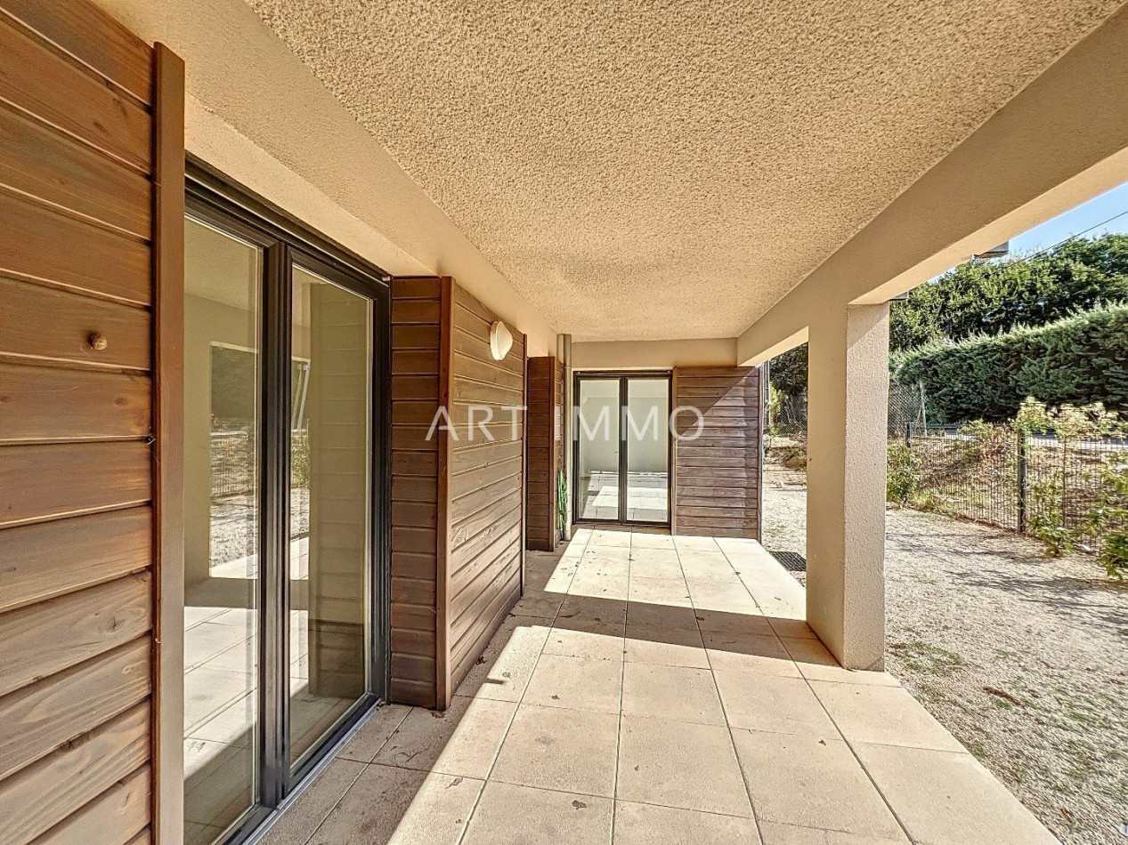 vente Appartement Robion - Photo 2