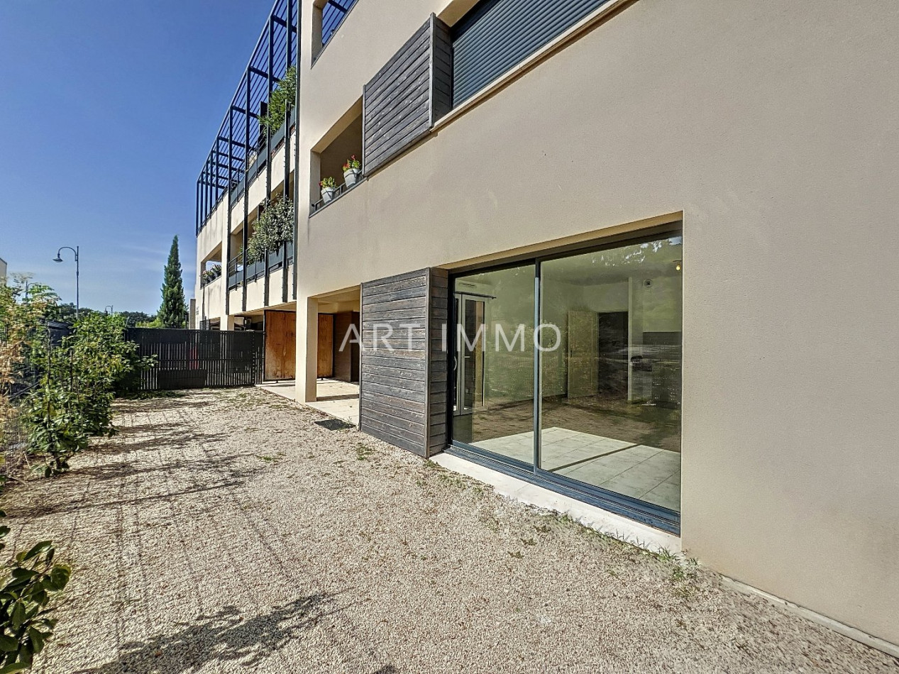 vente Appartement Robion - Photo 1