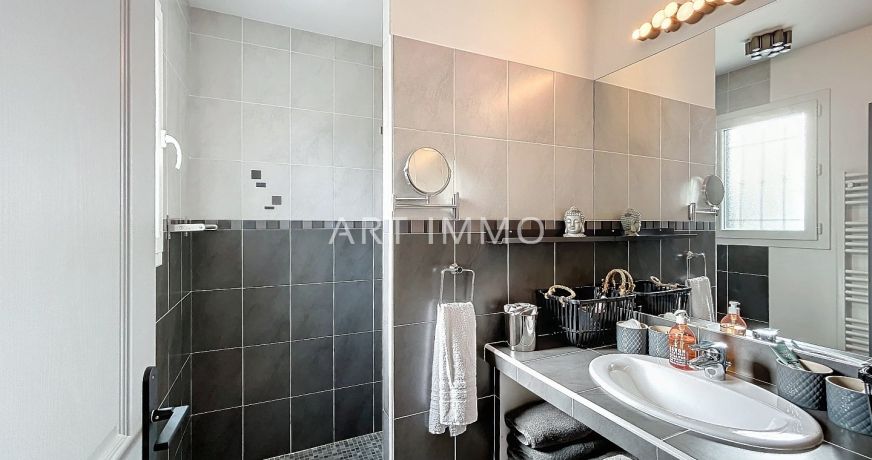 vente Maison Cabrieres D'avignon