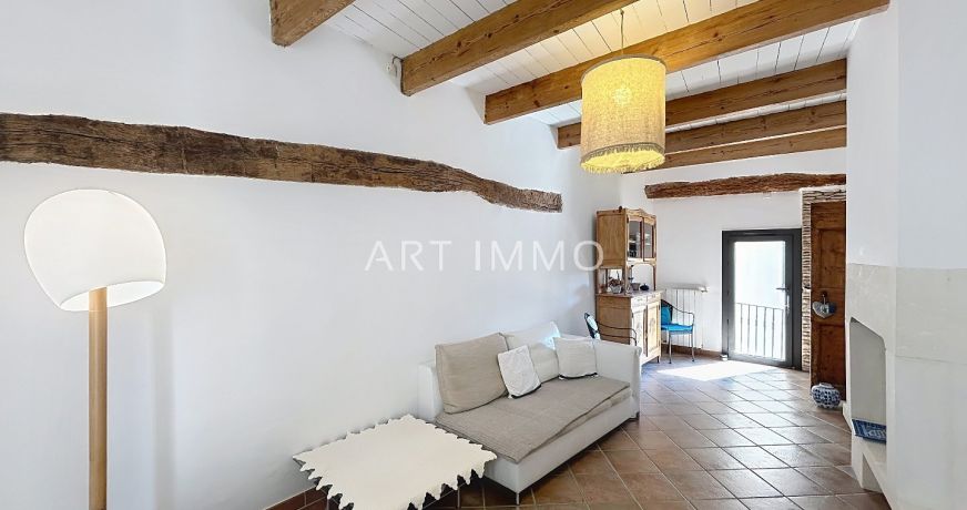 vente Maison de village Lagnes
