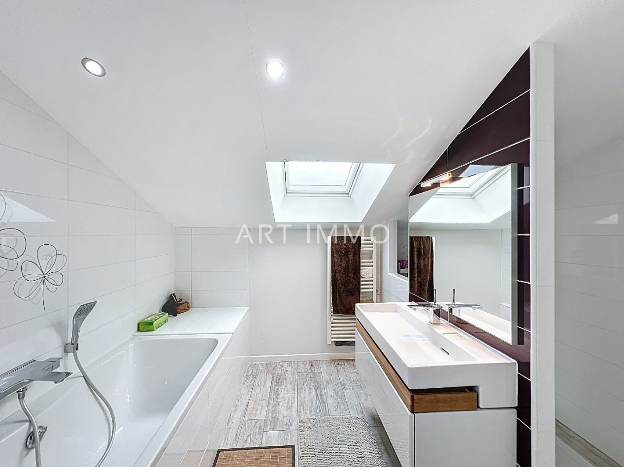 vente Maison de village Maubec - Photo 11