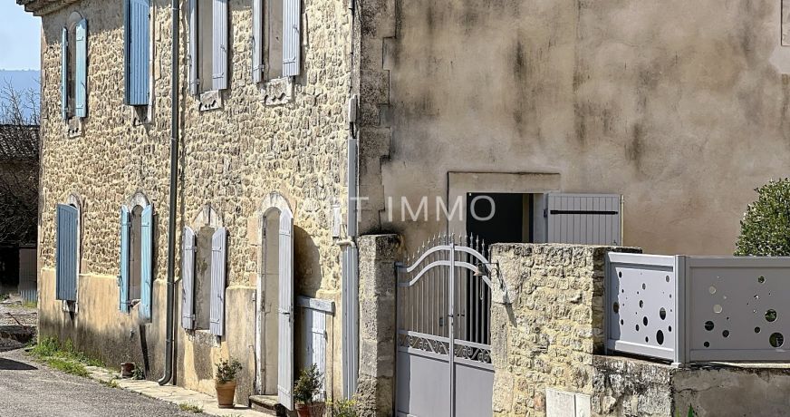 vente Maison de village Gordes