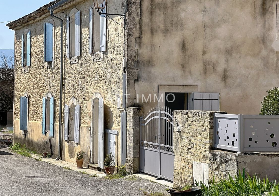 vente Maison de village Gordes
