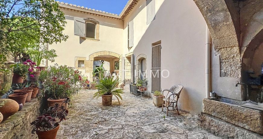 vente Maison de village Robion