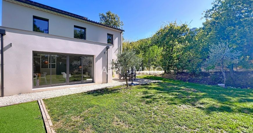 vente Villa d'architecte Robion