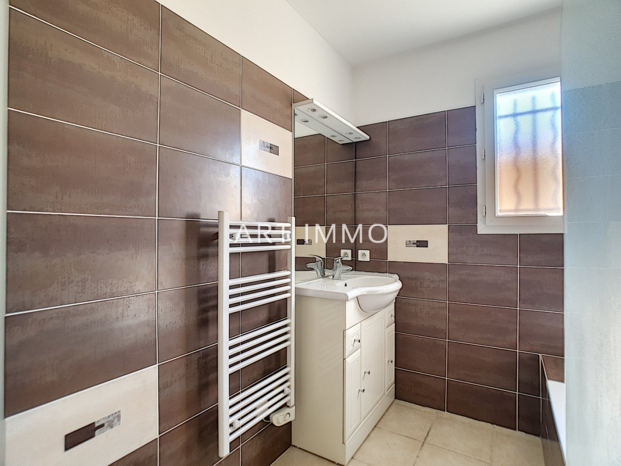 vente Maison de village Robion - Photo 12