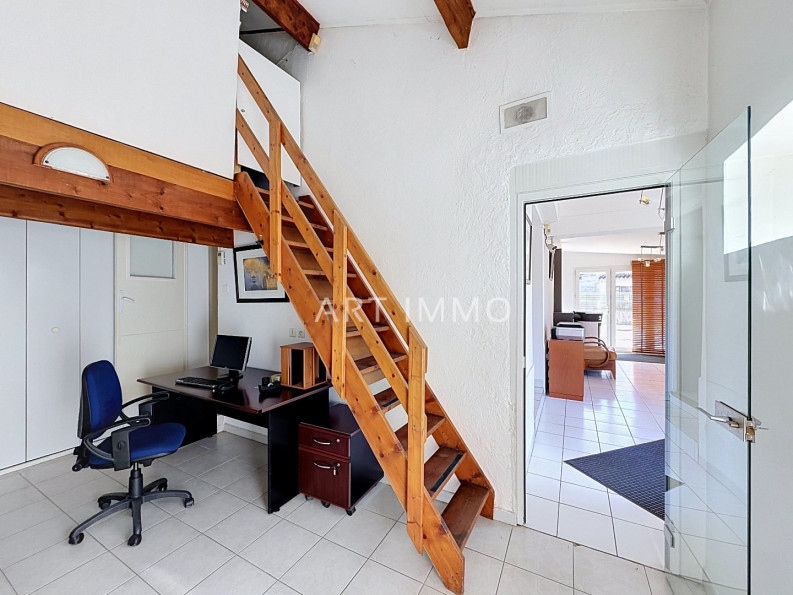 vente Bureau Taillades - Photo 7