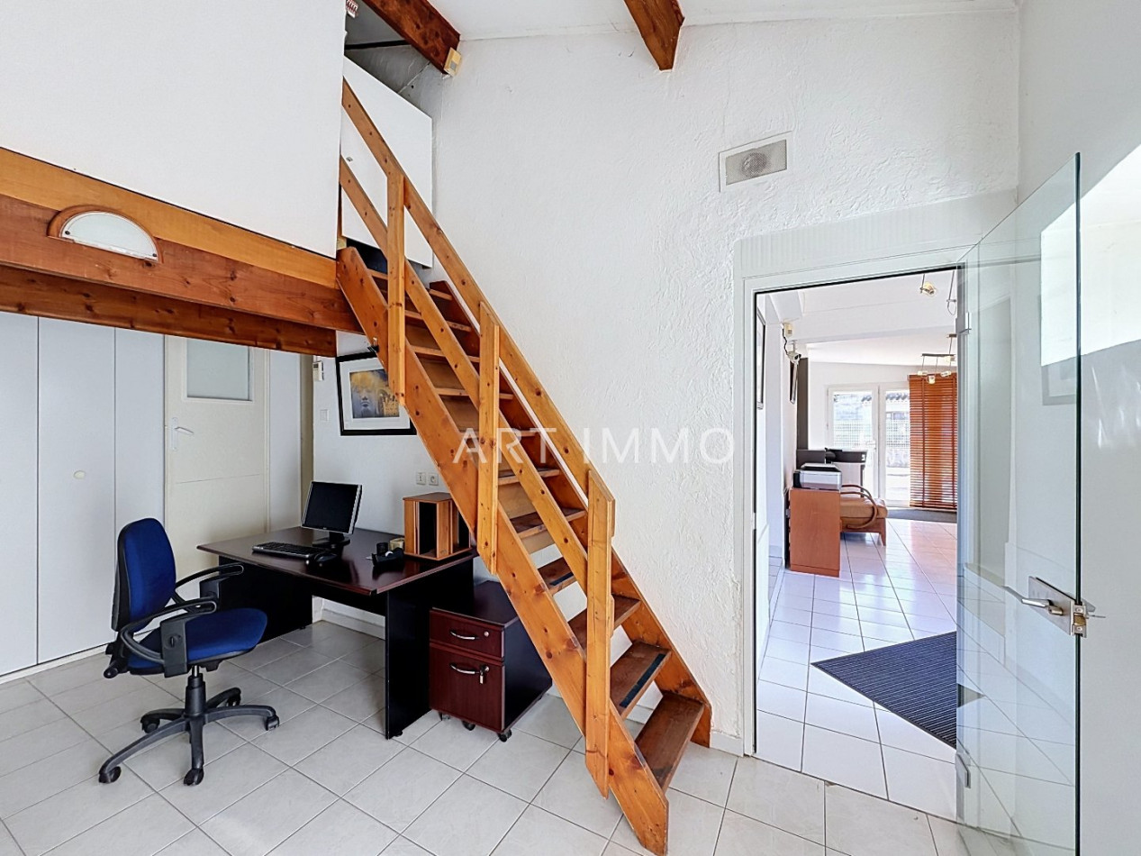 vente Bureau Taillades - Photo 7