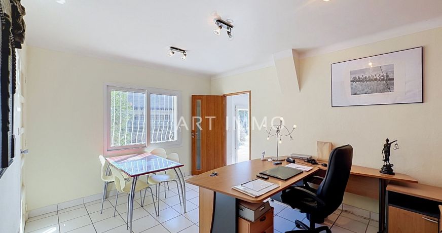 vente Bureau Taillades