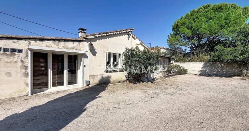 vente Bureau Taillades